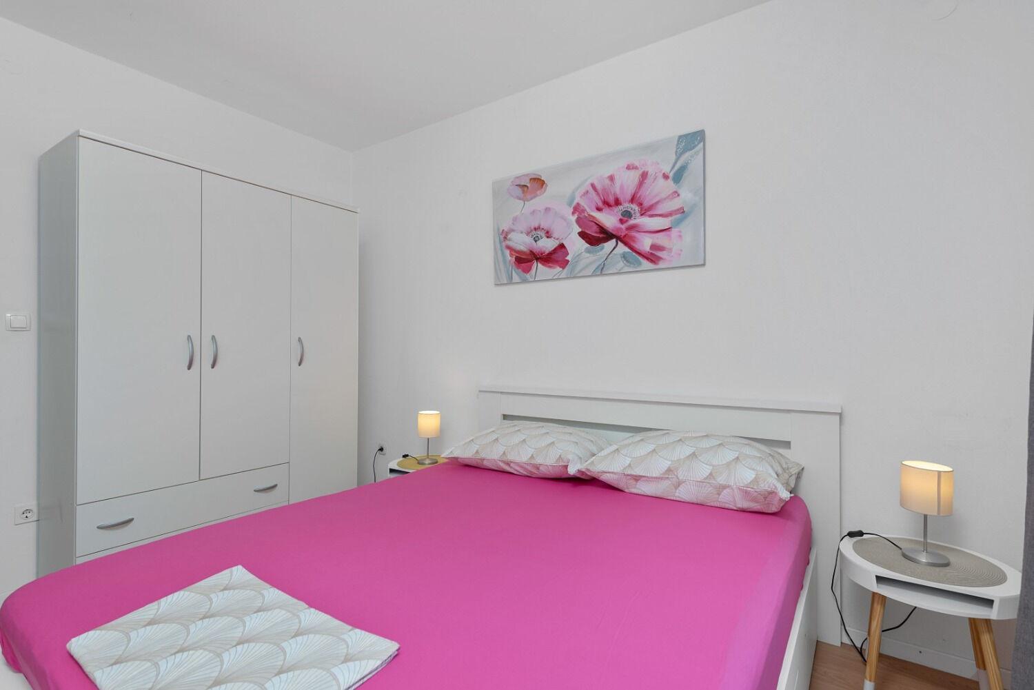 Apartment Uga2 Mandre Bagian luar foto