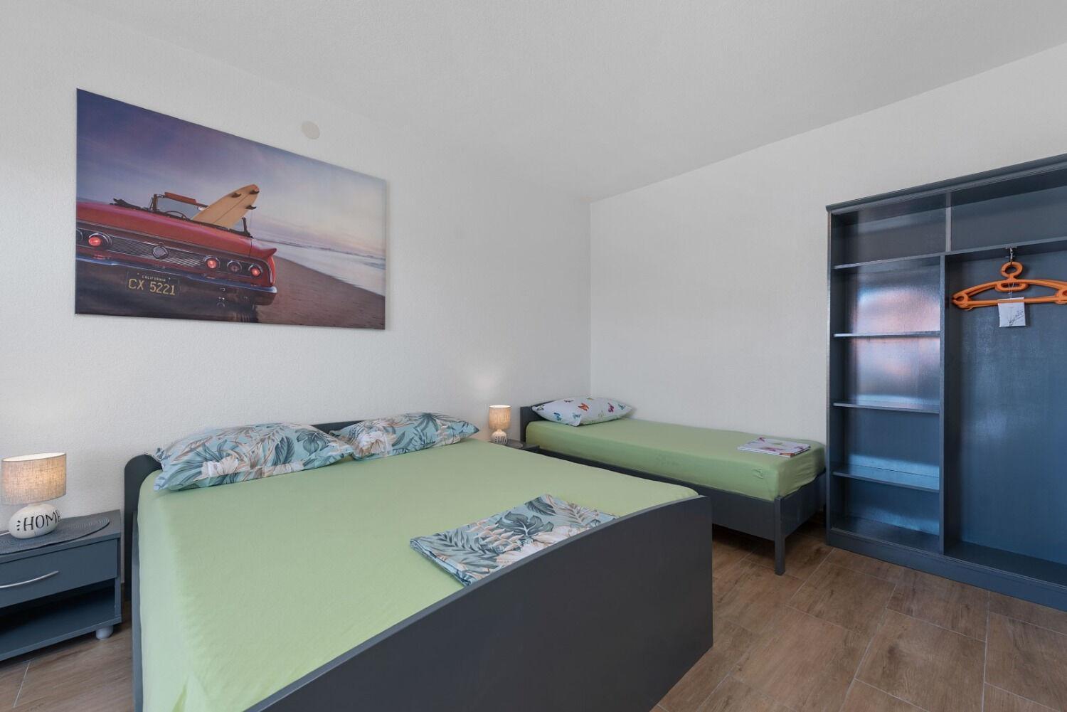 Apartment Uga2 Mandre Bagian luar foto