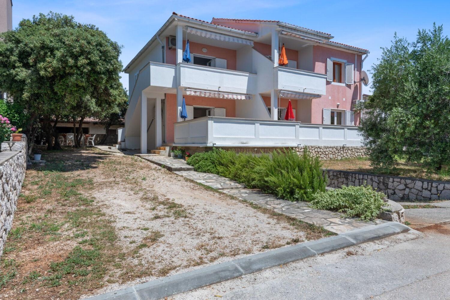 Apartment Uga2 Mandre Bagian luar foto